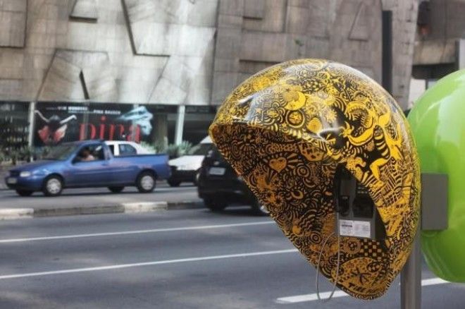 Удивительные телефонные будки СанПаулу