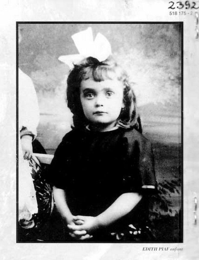 Эдит Пиаф в детстве piaf2jpeg