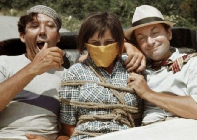 Кадр из фильма *Кавказская пленница*, 1966 | Фото: tvkinoradio.ru Кадр из фильма Кавказская пленница 1966 Фото tvkinoradioru