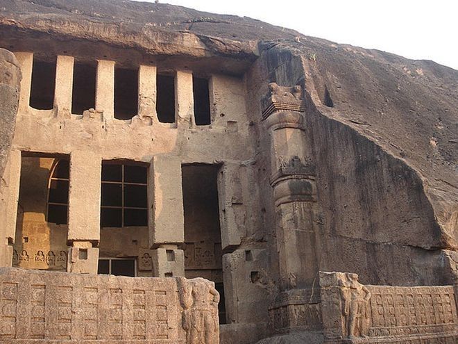 Мужчина преследуя тигра нашел пещеру от вида которой он замер на месте