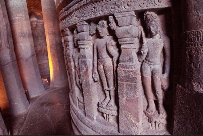 Мужчина преследуя тигра нашел пещеру от вида которой он замер на месте