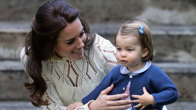 S5 странных правил королевской семьи способных удивить простого обывателя