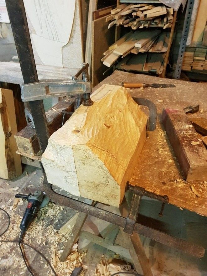 SДаже этот обычный кусок дерева можно превратить в произведение искусства