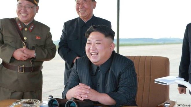 У нынешнего лидера Северной Кореи охраны меньше чем у предыдущего
