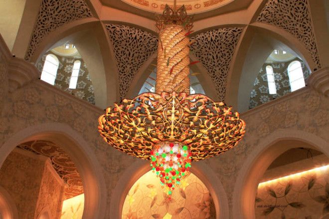 Главная люстра мечети Фото wwwsuperwallus