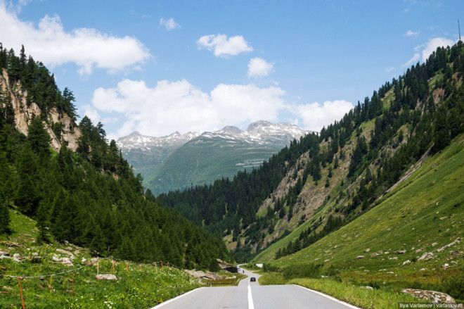 SЭта деревня в Швейцарии выглядит как райский уголок