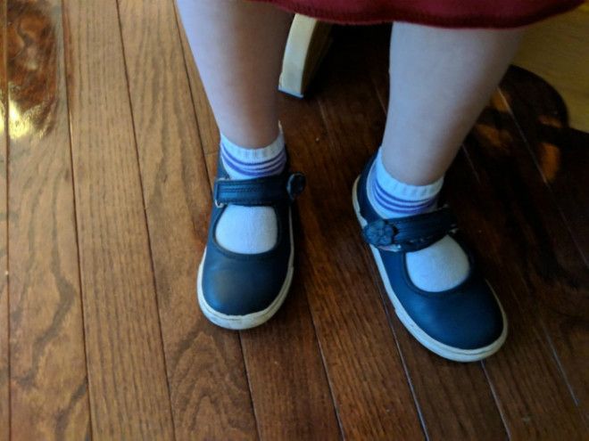 Не с той ноги встала, не на ту надела. | Фото: Тролльно. Не с той ноги встала не на ту надела Фото Тролльно