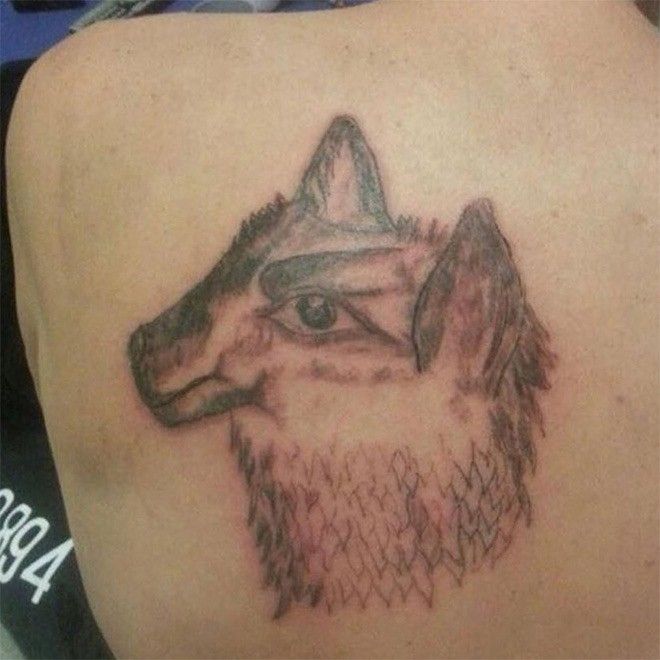 LВот что бывает когда люди экономят на татуировках 17 фото