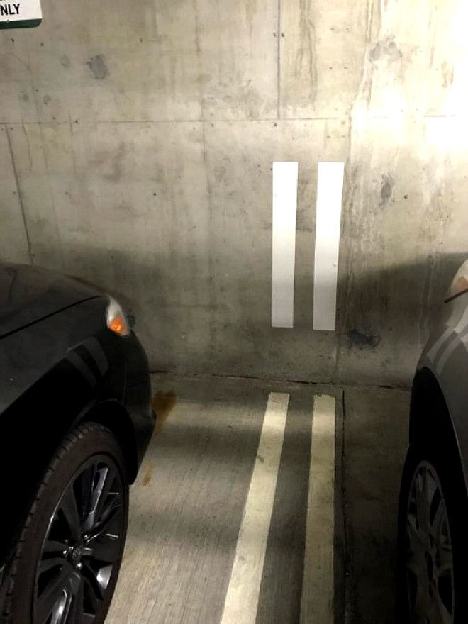 Разметка на парковке Фото BabaMail