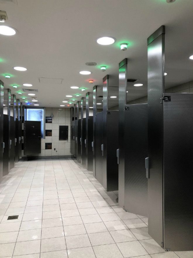 Световые индикаторы в туалете Фото Temalistru