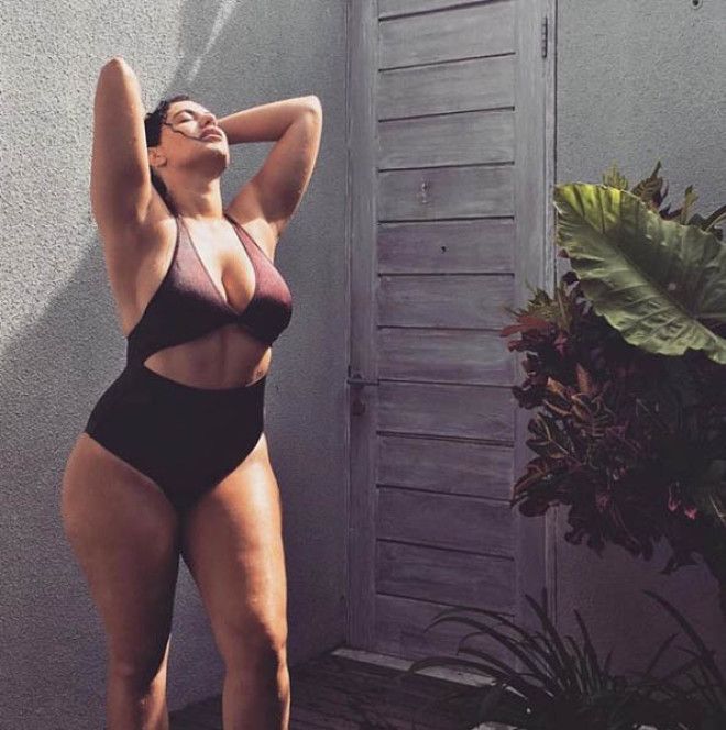 SPlussize модели без ретуши 10 фото где все понастоящему