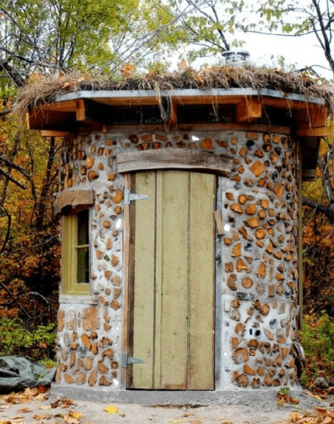 SПодборка самых креативных вариантов туалета для дачи или частного дома