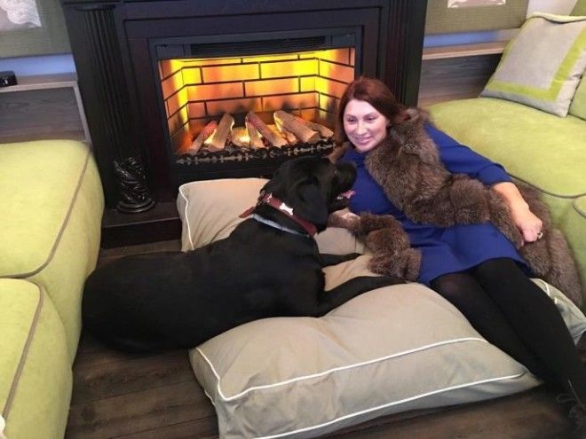 SОбои ручной работы и золотые унитазы Роза Сябитова показала свой дом