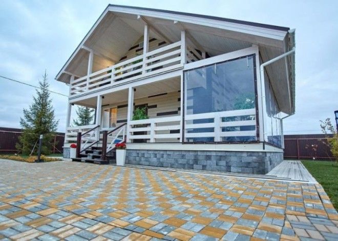 SОбои ручной работы и золотые унитазы Роза Сябитова показала свой дом