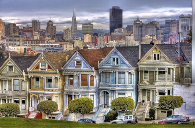 Красочная улица